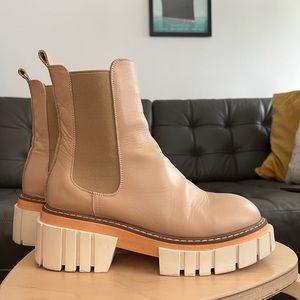 Leather Chelsea boots